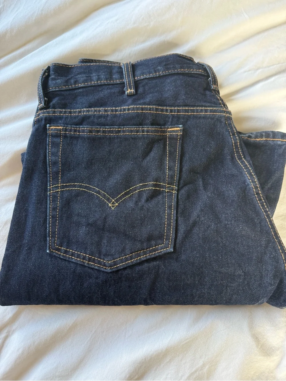 Levi's Bootcut Men's Dark Blue Jeans with Contrast Stitching